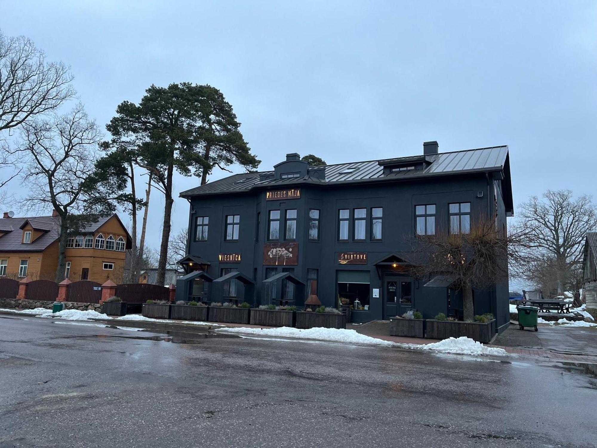 Priedes Maja Hotell Ainaži Eksteriør bilde